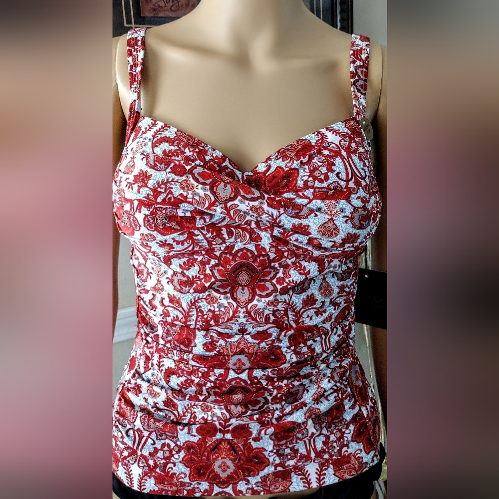 NipTuck tankini top